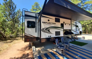 Our B E A Utiful Blue Pearl Reflection