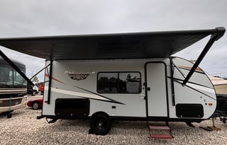 Forest River Wildwood FSX – Sleeps 7!