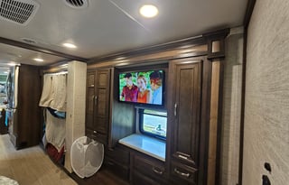 2022 Entegra Coach Vision XL 36A (Bunkhouse Model)