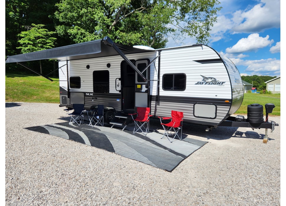 Travel Trailer rentals in LAUERLVILLE
