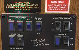 “Bruno” Big Coachmen & Bunkhouse sleeps 9!