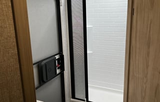 2022 East to West Della Terra