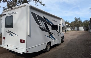 2025 Thor Chateau 22Z - Spacious Class C RV-GLG02
