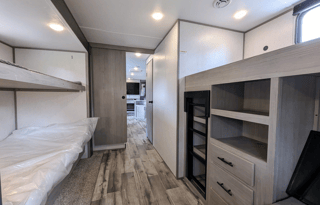 Coleman Lantern | Large Modern Bunkhouse sleeps 9