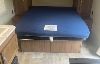 2019 Gulf Stream - Conquest 248BH