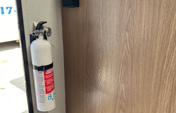 Fire extinguisher