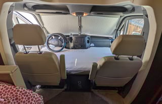 2017 Winnebago Navion 24J