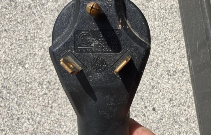 30-Amp Shore Power Connection – Standard RV 30A plug for easy hookup at most campgrounds. Power up and enjoy all the comforts of home!