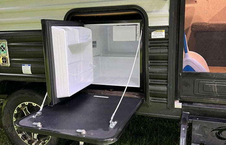 Exterior mini fridge