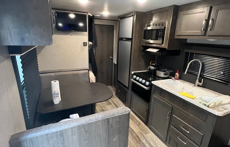 2021 Jayco Jayflight Kitchen area