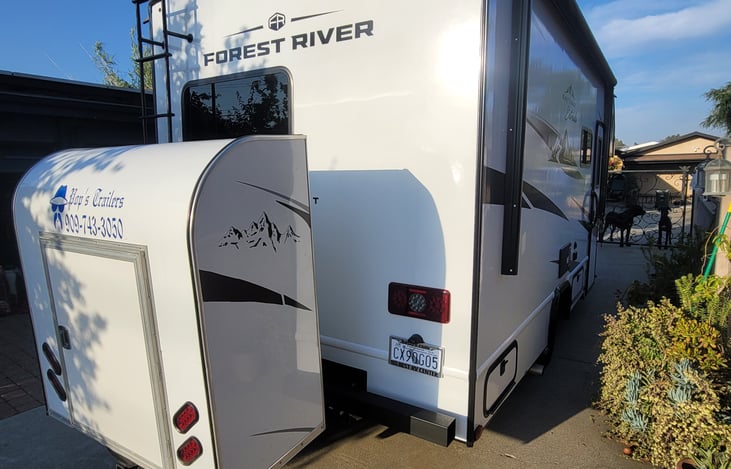 Perfect for your portable bbq, foldable table, beach chairs, luggage,.....