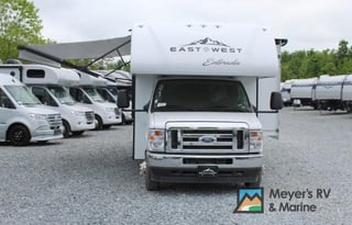 Home onWheels Harvey the RV 2024 EastTOWestEntrada