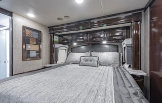 2019 Thor Motor Coach Aria 3901