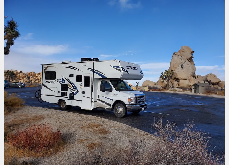 Class C Motor Home rentals in Redwood City