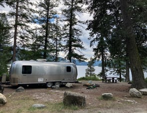 Airstream RV Flying Cloud 25RB Twin