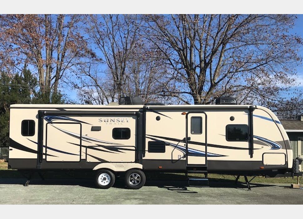 Travel Trailer rentals in Charles Town