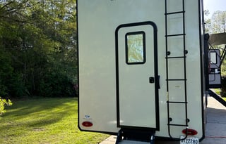 * Your Home Away From Home 2b/2b * Delivery Only *