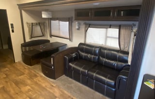 2018 Forest River RV Wildwood Heritage Glen 356QB