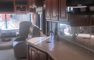 Two Pop Outs - Spacious  & Modern