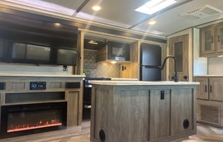 Luxury Hemisphere 308RL Delivery RV
