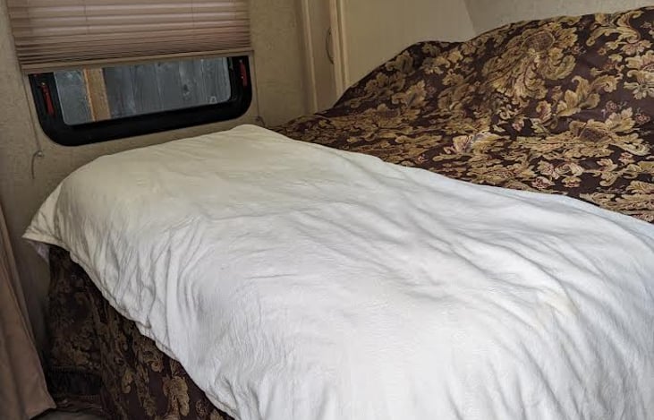 Full Size Queen Bed - Deluxe Mattress