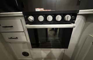 2025 Genesis Supreme Genesis Supreme G3215FSXL