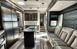 2022 Dutchmen RV Voltage vt3911