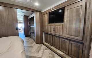 2020 Forest River RV Georgetown -2 full bathrooms!