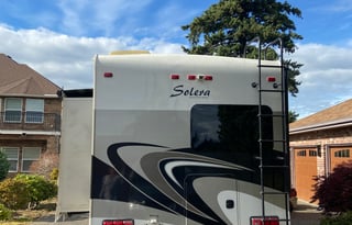 2014 Mercedes Benz Solera 24S