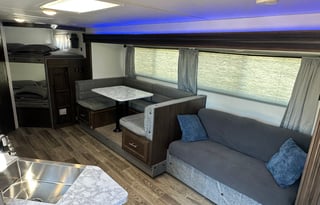 Cherokee Grey Wolf 26DBH Pet Friendly RV