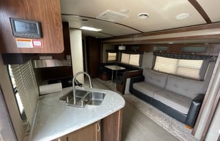 2017 Dutchmen RV Aerolite Luxury Class 292DBHS