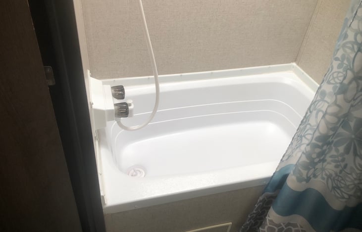 Combination Tub/shower