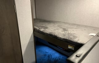 2021 Dutchmen RV Coleman Lantern LT Series 17BH