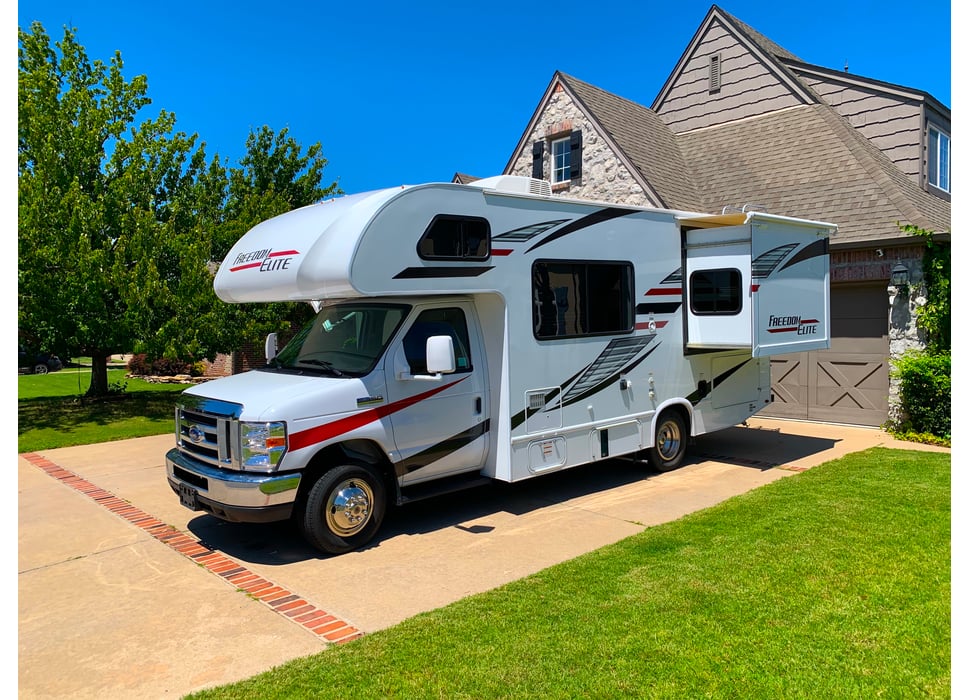 Class C Motor Home rentals in Oakland