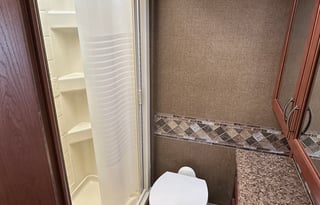 *New Listing* 2016 Thor Freedom Elite 29FE