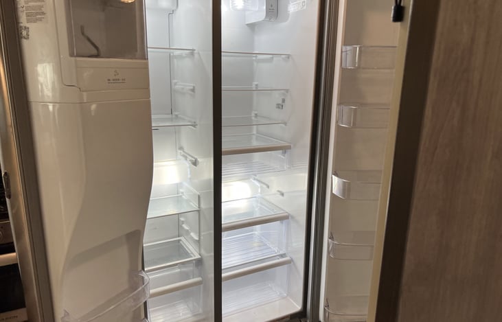 Full size 2 door refrigerator