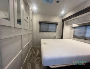 Gulf Stream RV Conquest Class C 6314