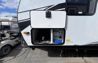 Family/Group Friendly - 2022 Tracer 24DBS