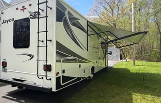 Stress free Luxury Camping/Fully Stocked