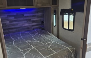 Sunny days and cool lake nights in a sunset trail