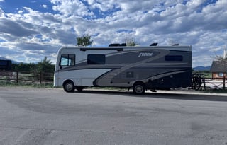Fleetwood Storm Class A RV