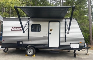 2022 Cozy Coleman 17B