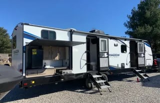 2021 Cruiser Shadow Cruiser 325BHS