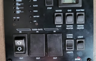 2022 25ft Nexus Triumph luxury. Solar Powered