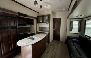 2017 Heartland Sundance 3700RLB