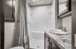 2018 Grand Design Momentum 351M ( Delivery Only)