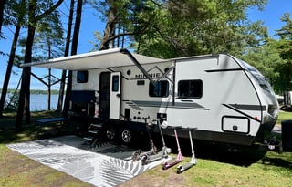 2022 Winnebago Minnie 2301BHS