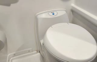 4WD All-Season "Rosie" UNLIMITED MILES + Starlink