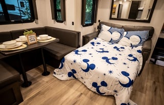 Brand NEW 2026 Luxury Camper Near Disney World!