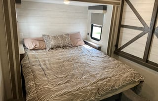 2021 Forest River RV Salem 33TS